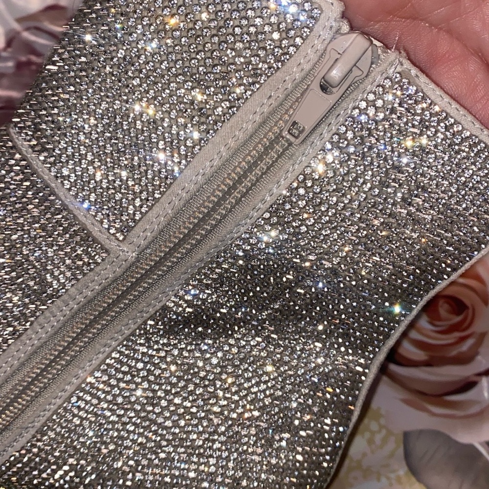 Madden Girl Silver Ankle Booties with rhinestones NWOT - Picture 4 of 10